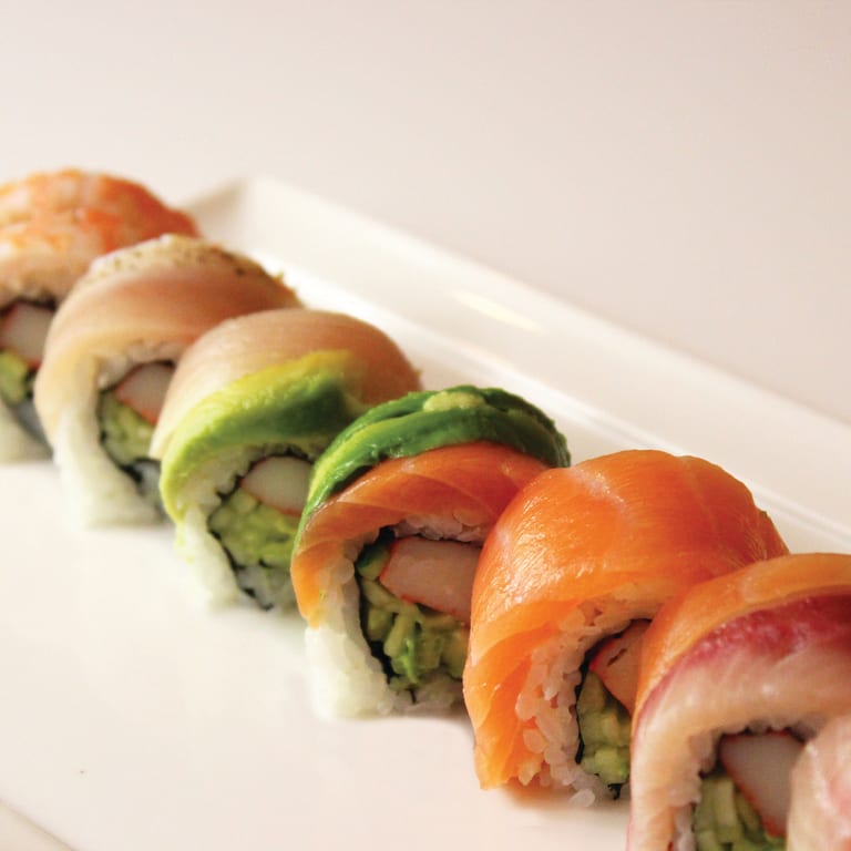 Delicious Rainbow Roll Experience